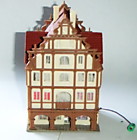 1/160 N  здание центра старого города с встроенным освещением DC12 V внутри здания и галерее магазина