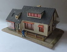1/87 Сельский дом с магазином