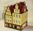 1:160 (N) Городской квартал из двух домов 1 эпоха с двумя магазинпми