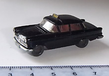 Модель автомобиля FORD TAXI ,масштаб 1/87 №443